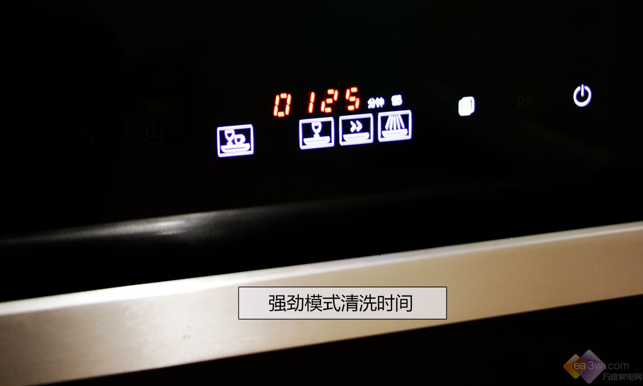 机W701评测 去油竟然如此轻松！新葡京娱乐场app老板强力洗洗碗(图3)